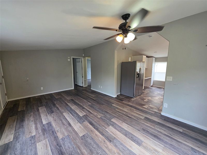 3rd image of 109 Halliday Road #9