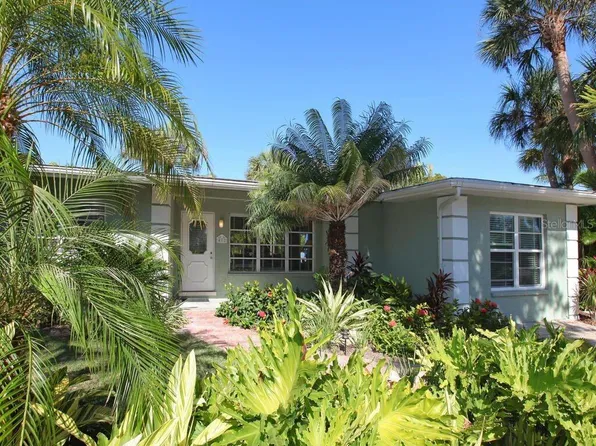 412 79th St, Holmes Beach, FL 34217