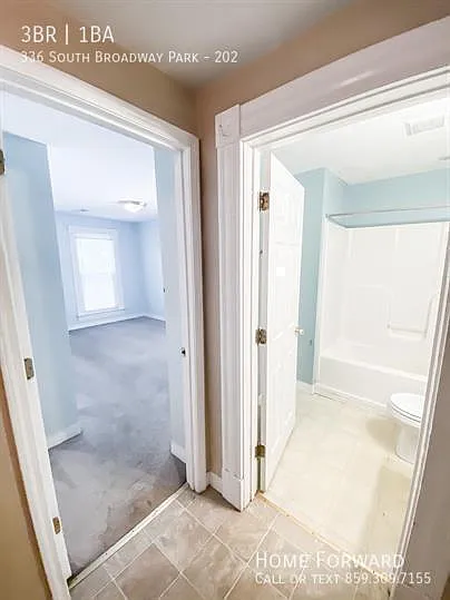 336 S Broadway Park #202 — Photo 19