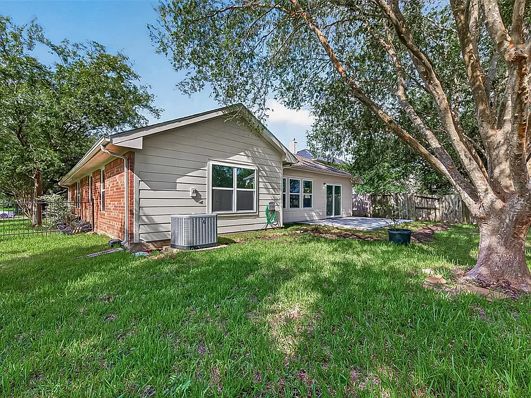 5535 Gable Meadows Dr — Photo 42