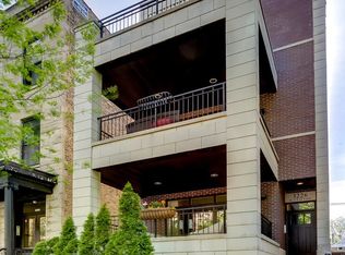 3226 N Clifton Ave #3, Chicago, IL 60657
