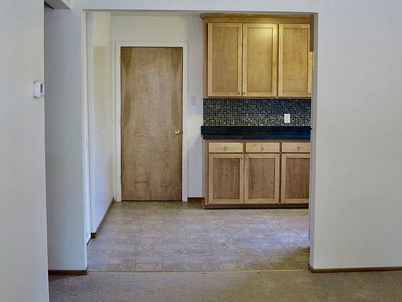 5th image of 731 Santa Lucia Ave