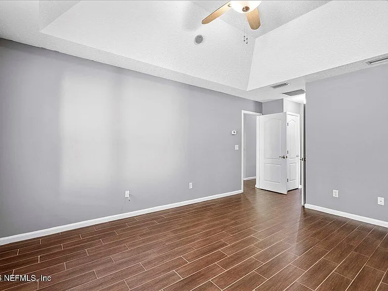 8871 Canopy Oaks Dr — Photo 29