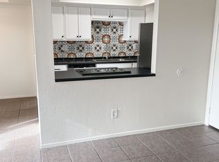 5832 N 48th Ave, Glendale, AZ 85301
