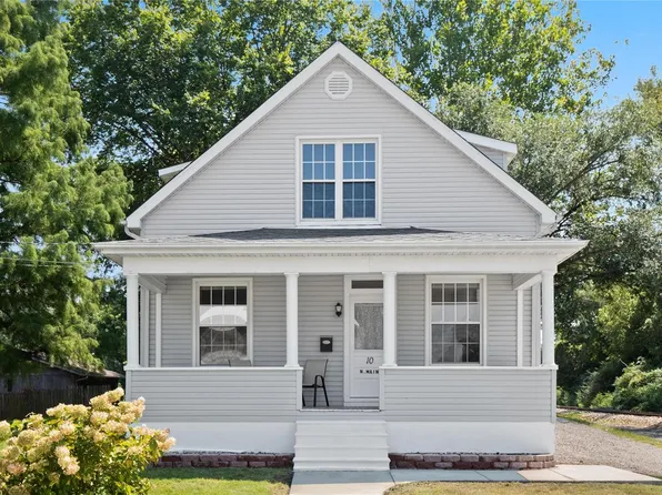 10 N Main St, Caseyville, IL 62232