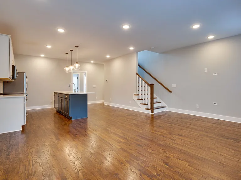 231 Thompson Park Dr — Photo 15