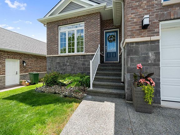 2nd image of 42 Krause Ct