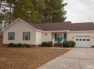 204 Western Wayne Dr, Pikeville, NC 27863