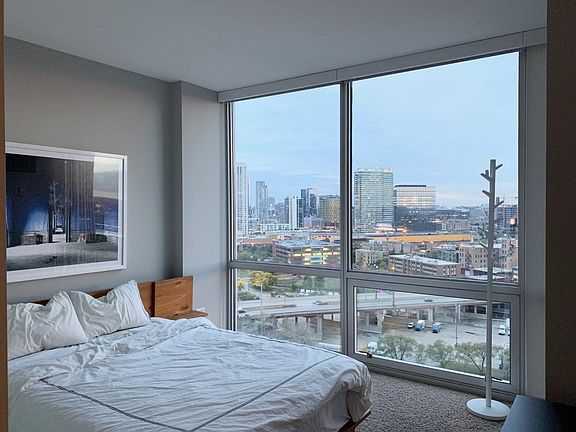 4th image of 510 W Erie St #1504