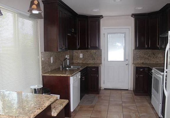 3rd image of 4452 Little Meadow Ct