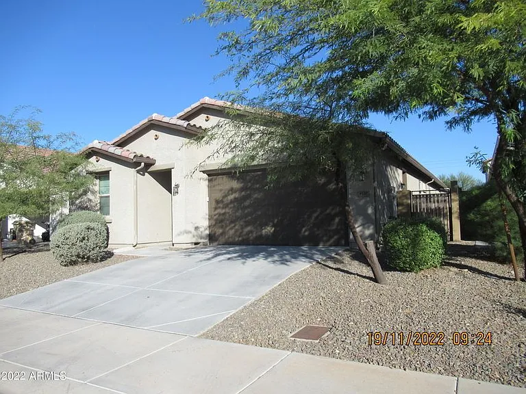 8530 W Flynn Ln — Photo 2
