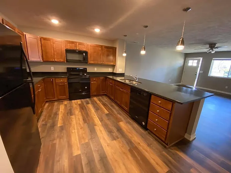 3048 S St #1 — Photo 3