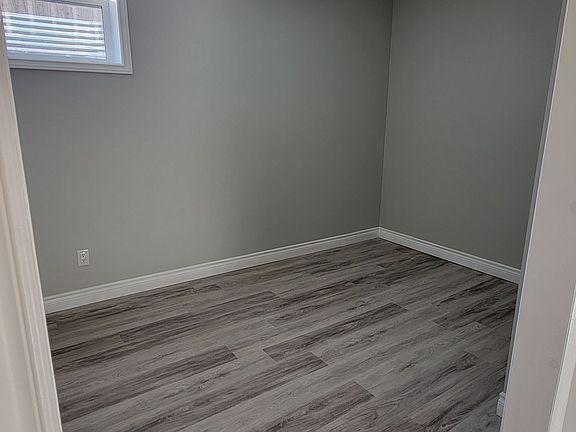 5th image of 296 Hickling Trl