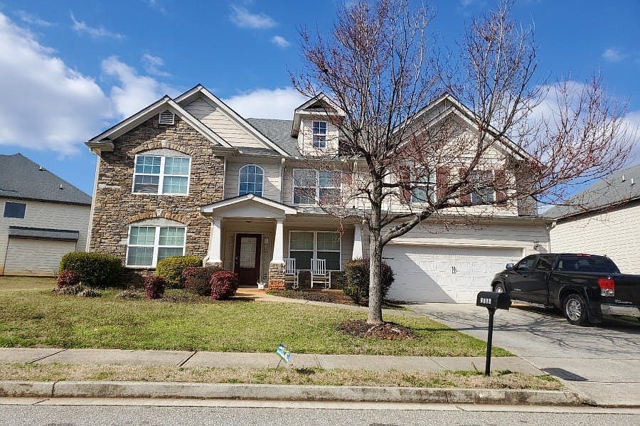 1st image of 2360 Park Estates Dr