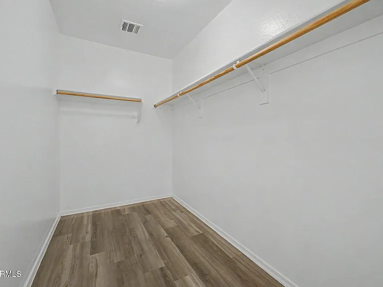 8777 W Dahlia Dr — Photo 24