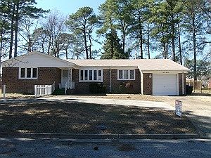 5th image of 1113 Lakeview Dr