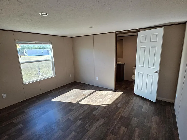 5921 Nadine Rd #E — Photo 6