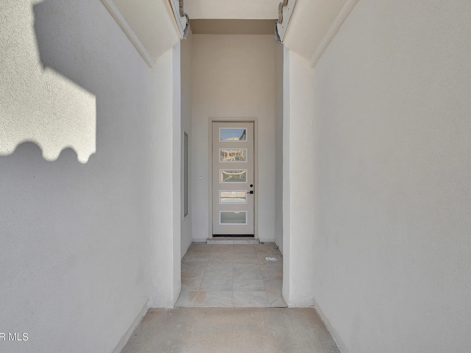 4 bed, 2.5 bath, 1825 sqft, $2,550 — Photo 3