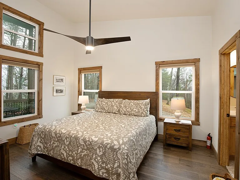 642 Crabapple Dr — Photo 6