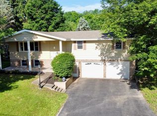 478 S Main St, Russell, PA 16345