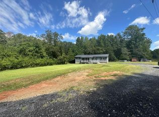 192 Price Rd, Fayetteville, GA 30215