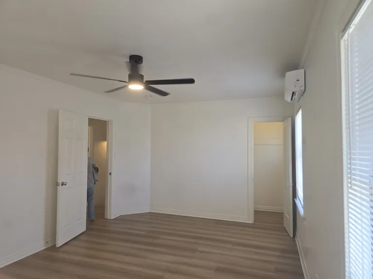 2640 S Manhattan Pl #2640 — Photo 14