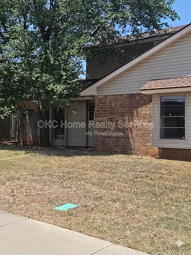 6713 Lyrewood Ln Photo 1