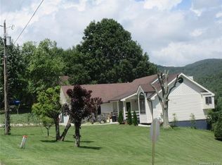 88 Meadow Ln, Spruce Pine, NC 28777