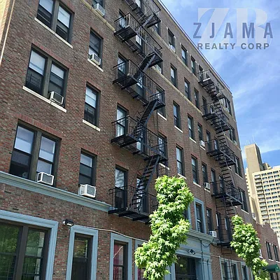 Rented by Zjama Realty Corp | media 29