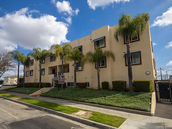 2nd image of 14742 S Blaine Ave #102
