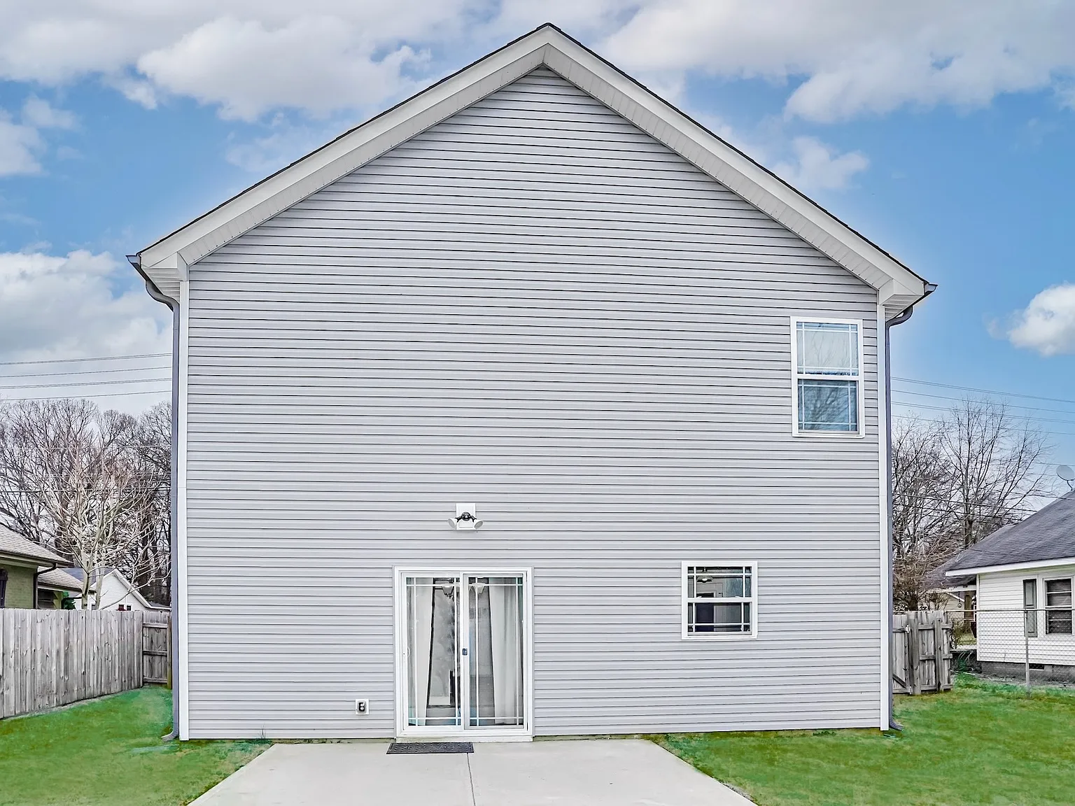 206 Snow Street *2 - 1 — Photo 4