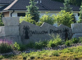 3085 Whitepine Ct, Waukee, IA 50263