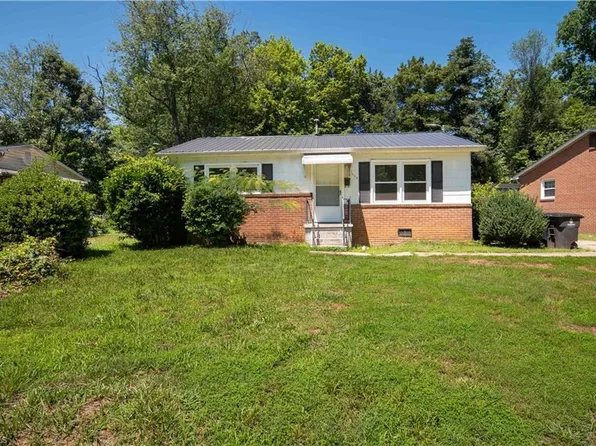 1432 Argonne Blvd, Winston Salem, NC 27107