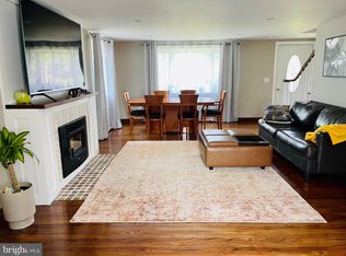 122 S Limekiln Pike, Chalfont, PA 18914