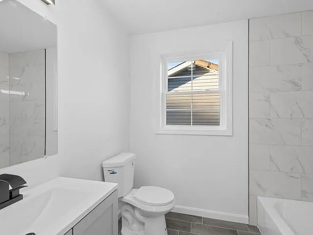 24 Saint James St #1 — Photo 18