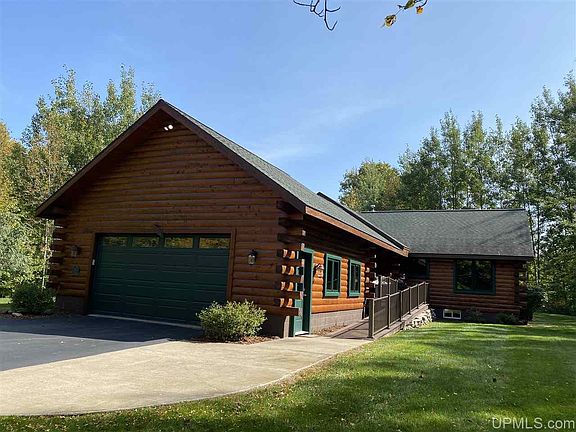 2nd image of 888 White Birch Ct