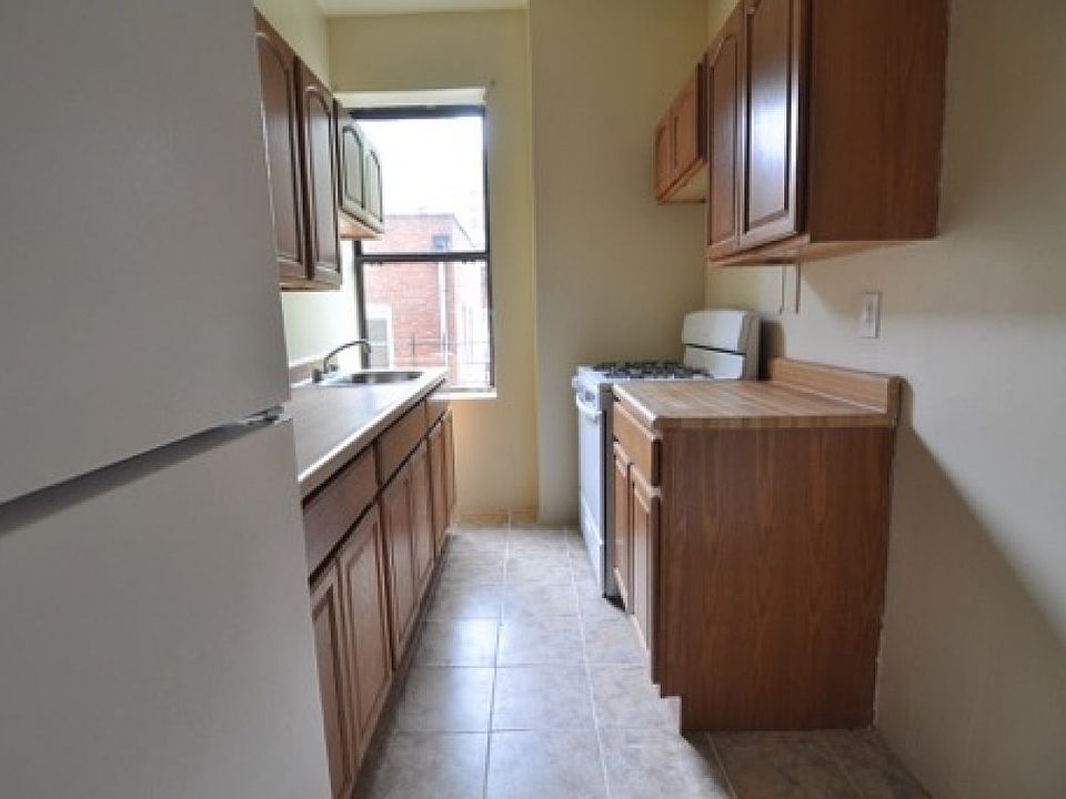 1st image of 555 Ocean Ave APT 2E