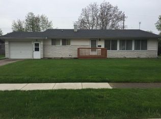 916 Buckingham Dr, Fort Wayne, IN 46825