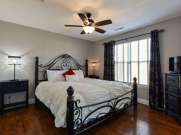 2nd image of 200 Golf View Dr #B-3
