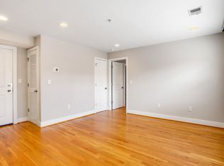 1628 C St SE APT 202, Washington, DC 20003