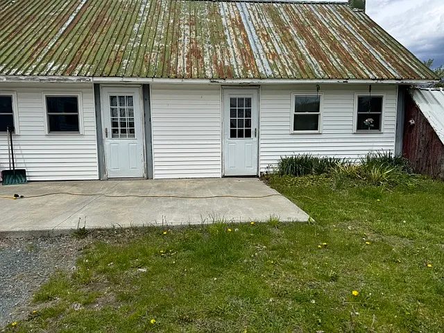 Building Photo - 143 Barnes Rd #1
