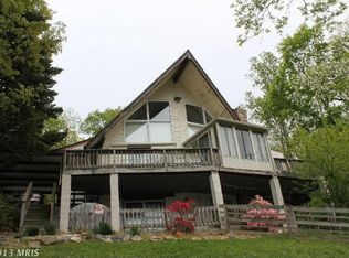 1171 Lakeside Dr, Harpers Ferry, WV 25425
