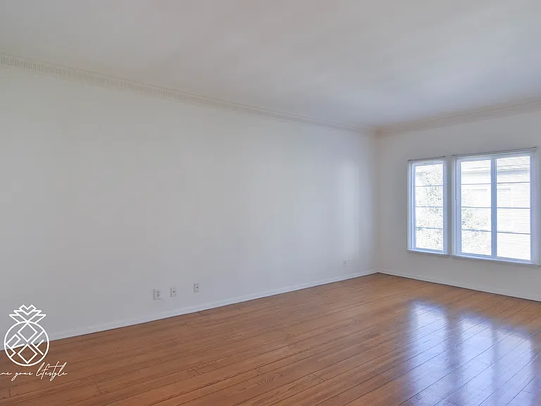 9356 W Olympic Blvd #1/2 — Photo 6