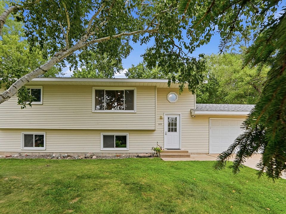 1st image of 303 Upplanda St