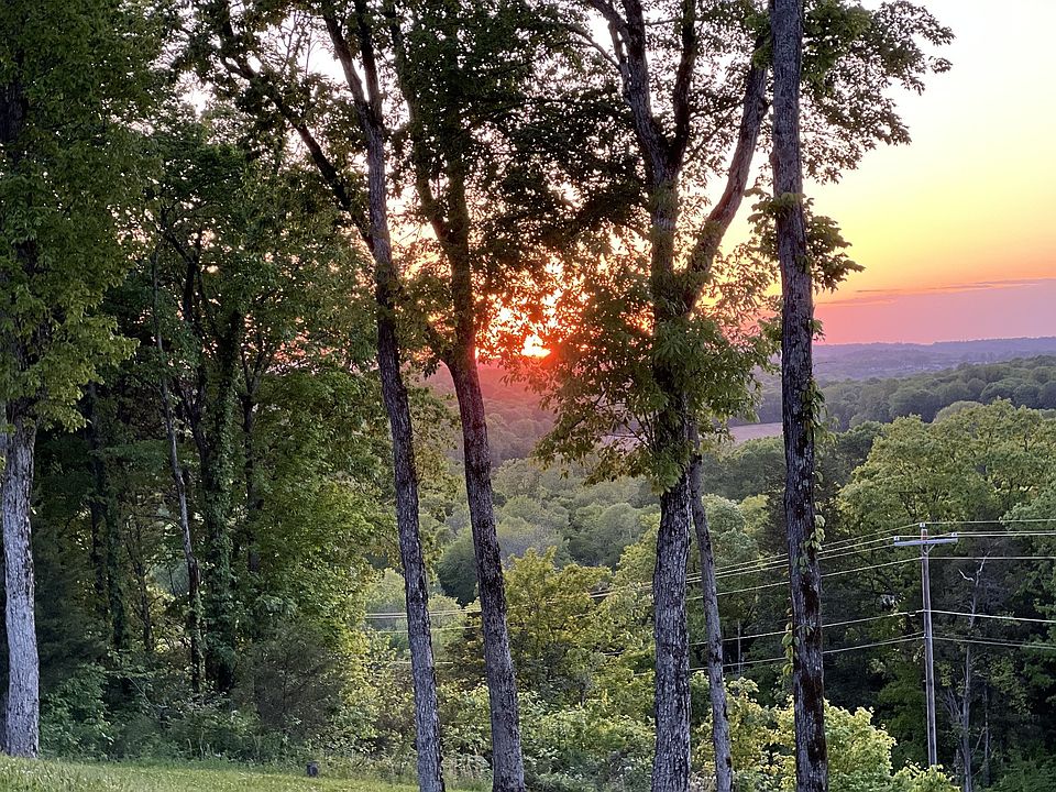 1st image of 1555 Heller Rdg