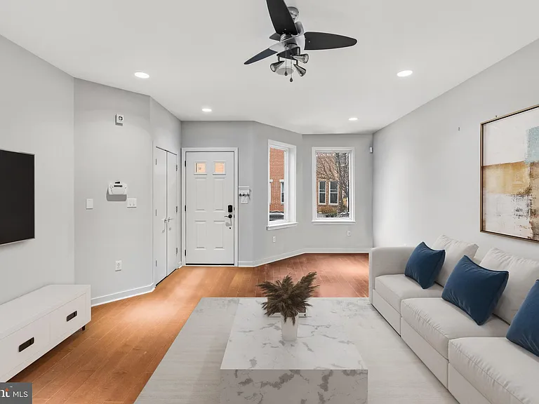 765 S 15th St — Photo 12