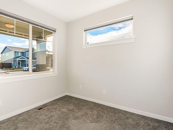 4th image of 4485 SW 36th St