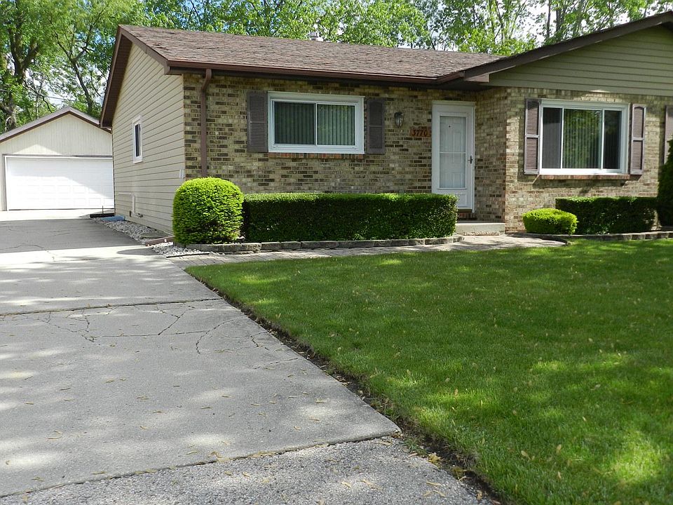 1st image of 3770 Johns Manville Ave