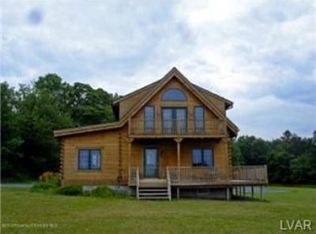 450 Lonesome Ln, Palmerton, PA 18071