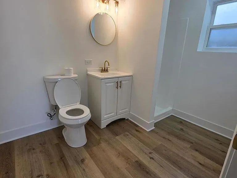14916 Langley Ave — Photo 11